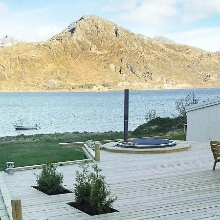 Three-bedroom Holiday In Fredvang