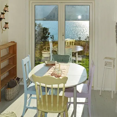 Three-bedroom Holiday In Fredvang *