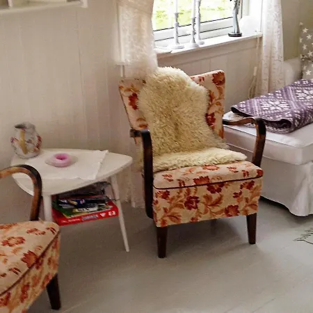 Holiday home Three-bedroom Holiday In Fredvang Ramberg